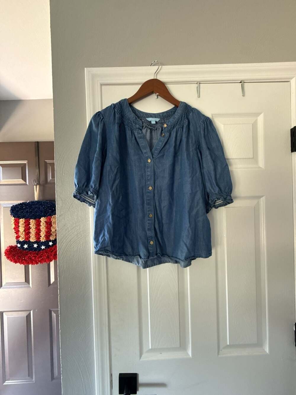 Draper James RSVP Women's Blue Denim Chambray Puff Sleeve Button Up Top Size L